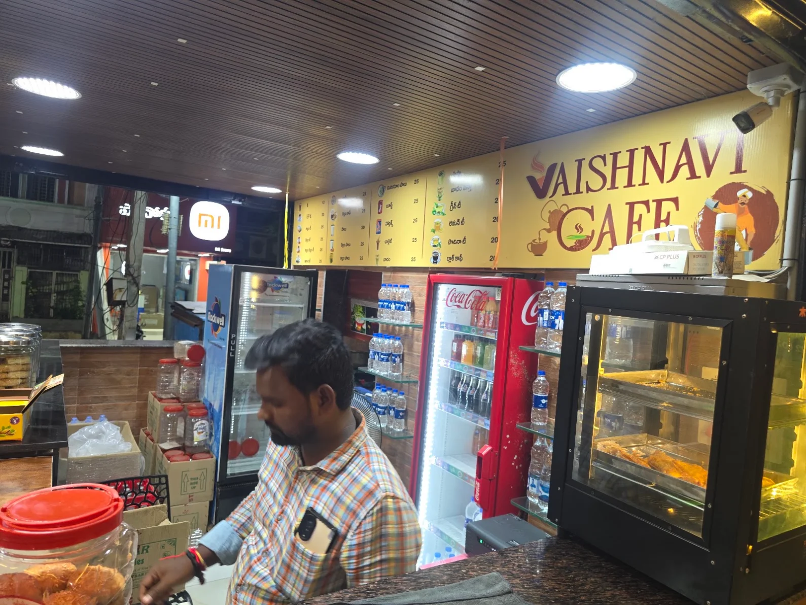 VAISHNAVI CAFE in Narasaraopeta (R), Palnadu